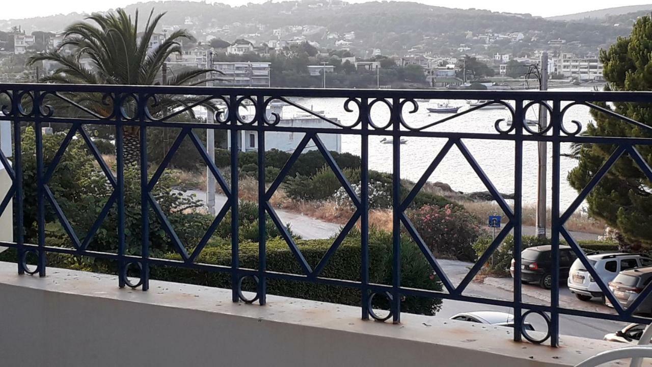 The Swan And The Gull, Porto Rafti Yacht Harbor Apartment Luaran gambar